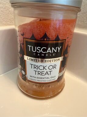 Limited Edition Tuscany trick or treat candle